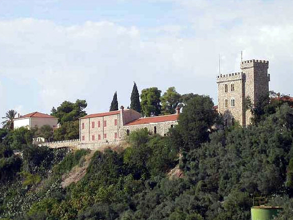 Achaia Clauss Chateau